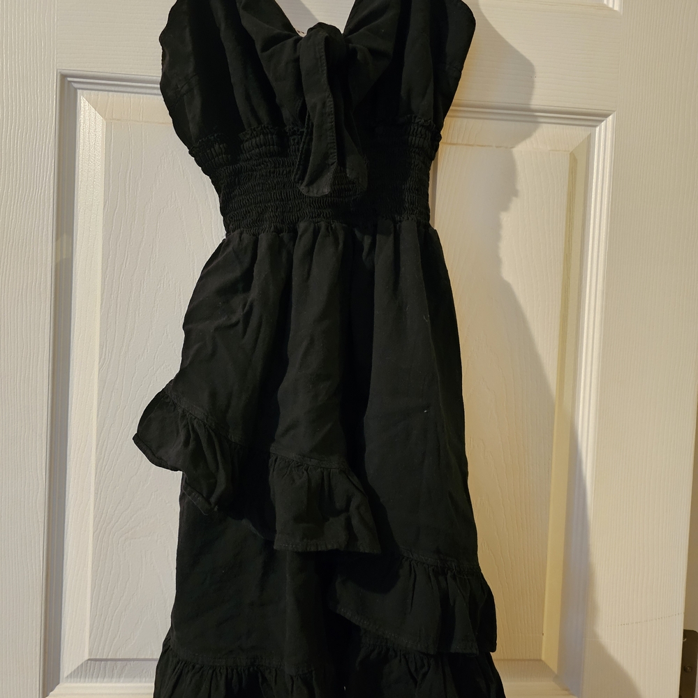 Chic Black Midi Dress